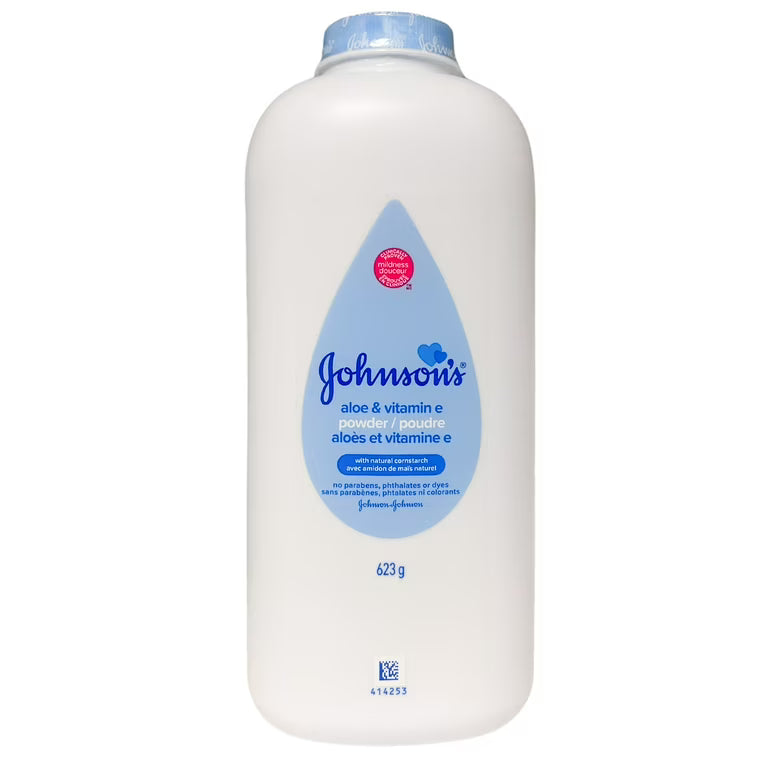 Johnson's Baby Powder, Pure Cornstarch, Aloe & Vitamin E, 22 Ounce - Packaging May Vary